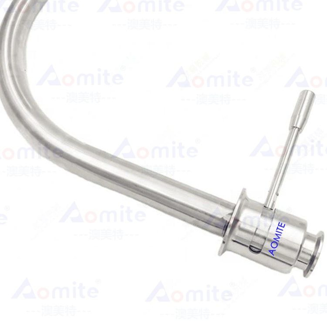 Tri-Clamp Rotatable Racking Arm 