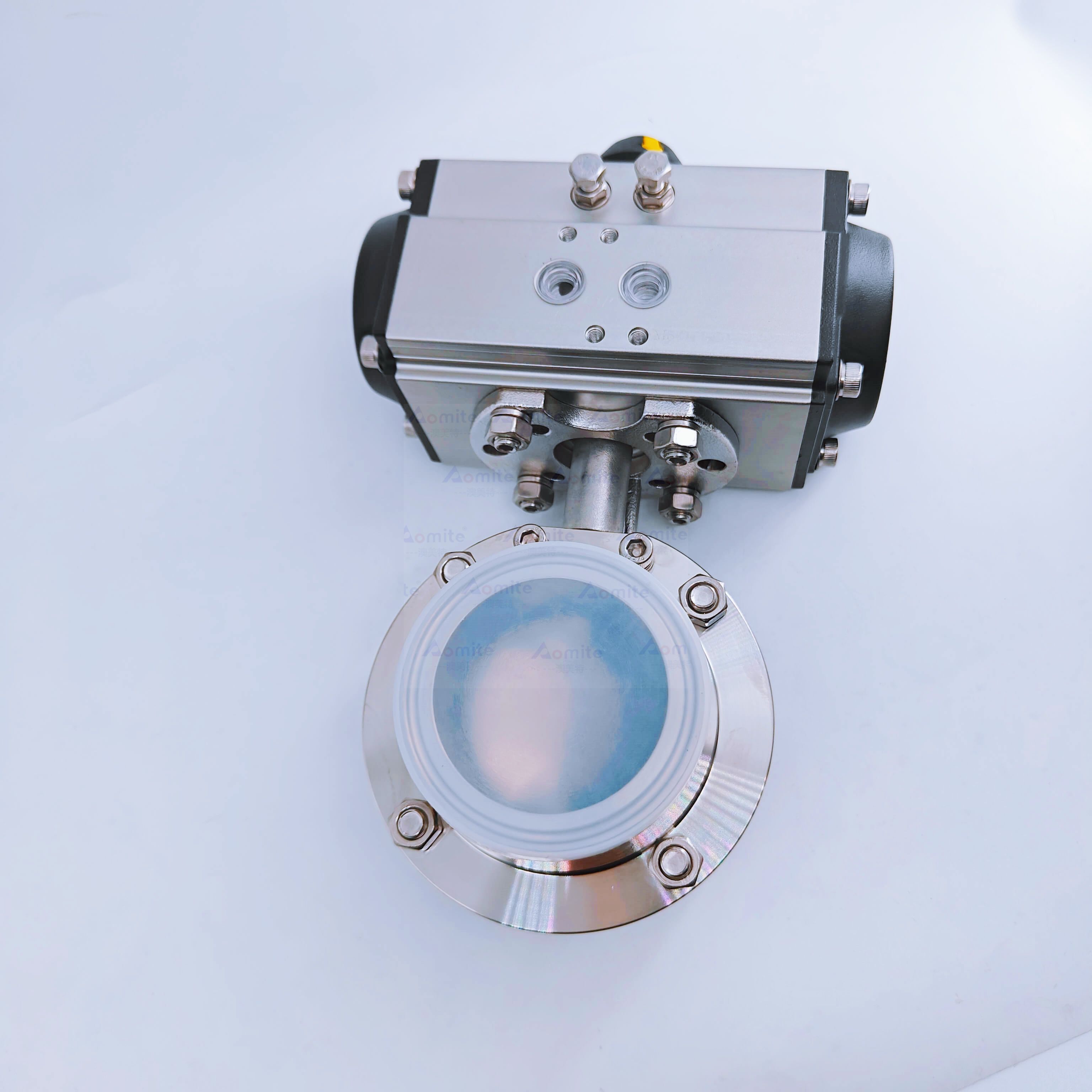 Sanitary Pneumatic Butterfly Valve 2.5 Inch (DN65) - Tri-Clamp Connection, 304/316L Stainless Steel, EPDM/Silicone Seals