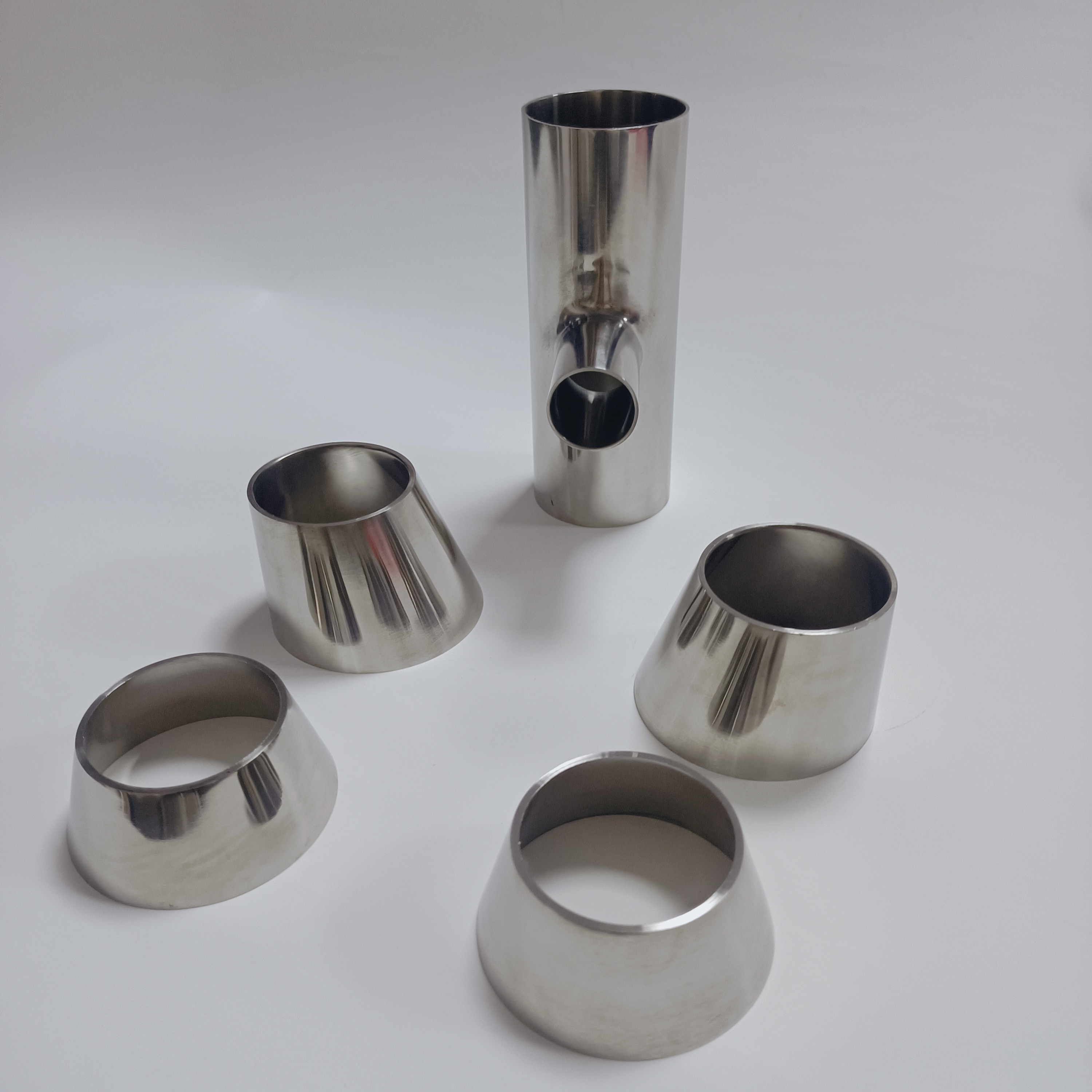 Stainless Steel Sanitary Pipe Fittings Reducing Tee Elbow