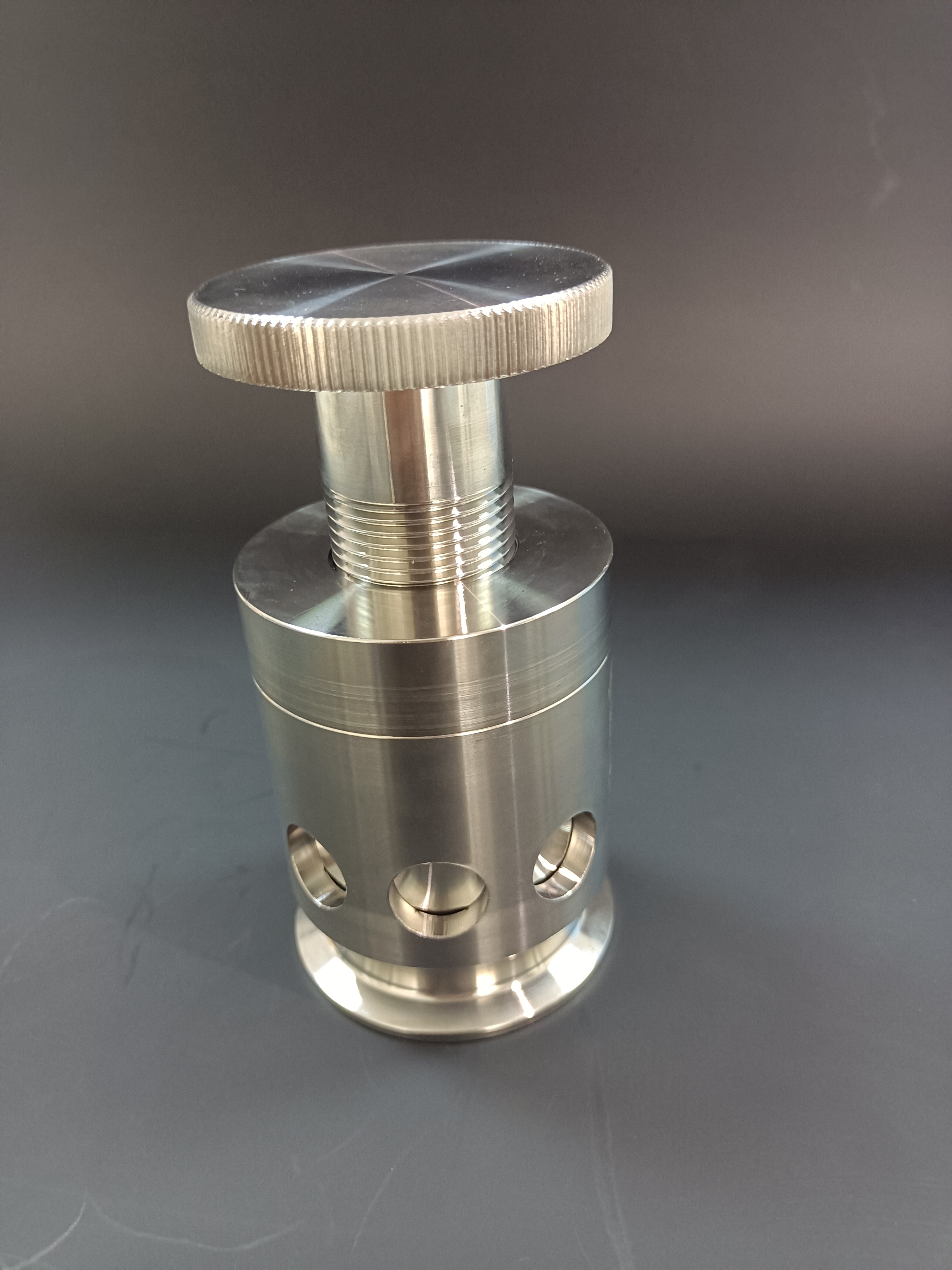 Food Grade Safety Valve For Beer Tank Stainless Steel 304 Clamp 1-1/2inch Adjustable Pressure Relief Valve